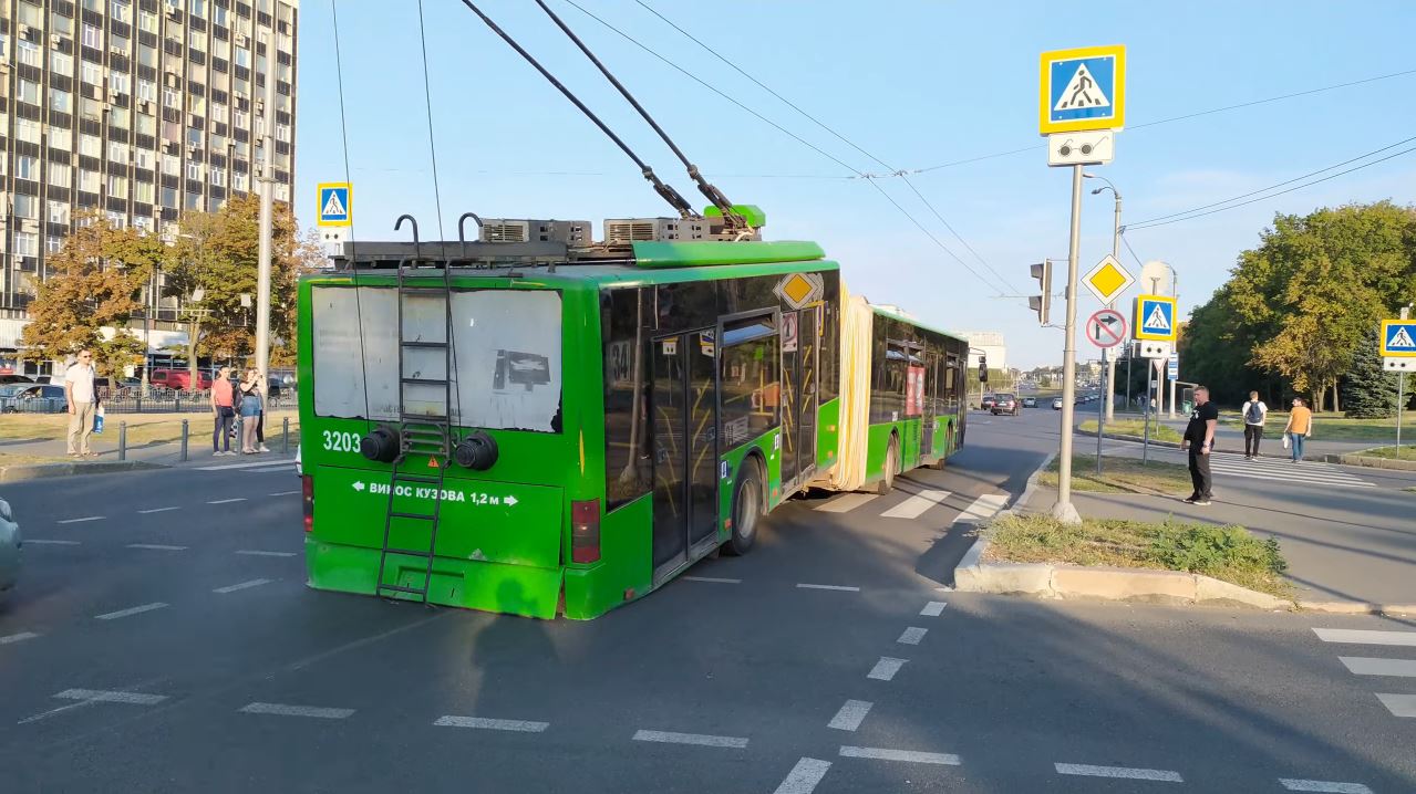 Харьков, ЛАЗ E301D1 № 3203; Харьков — Происшествия Харьков, ЛАЗ E301D1 № 3203; Харьков — Происшествия