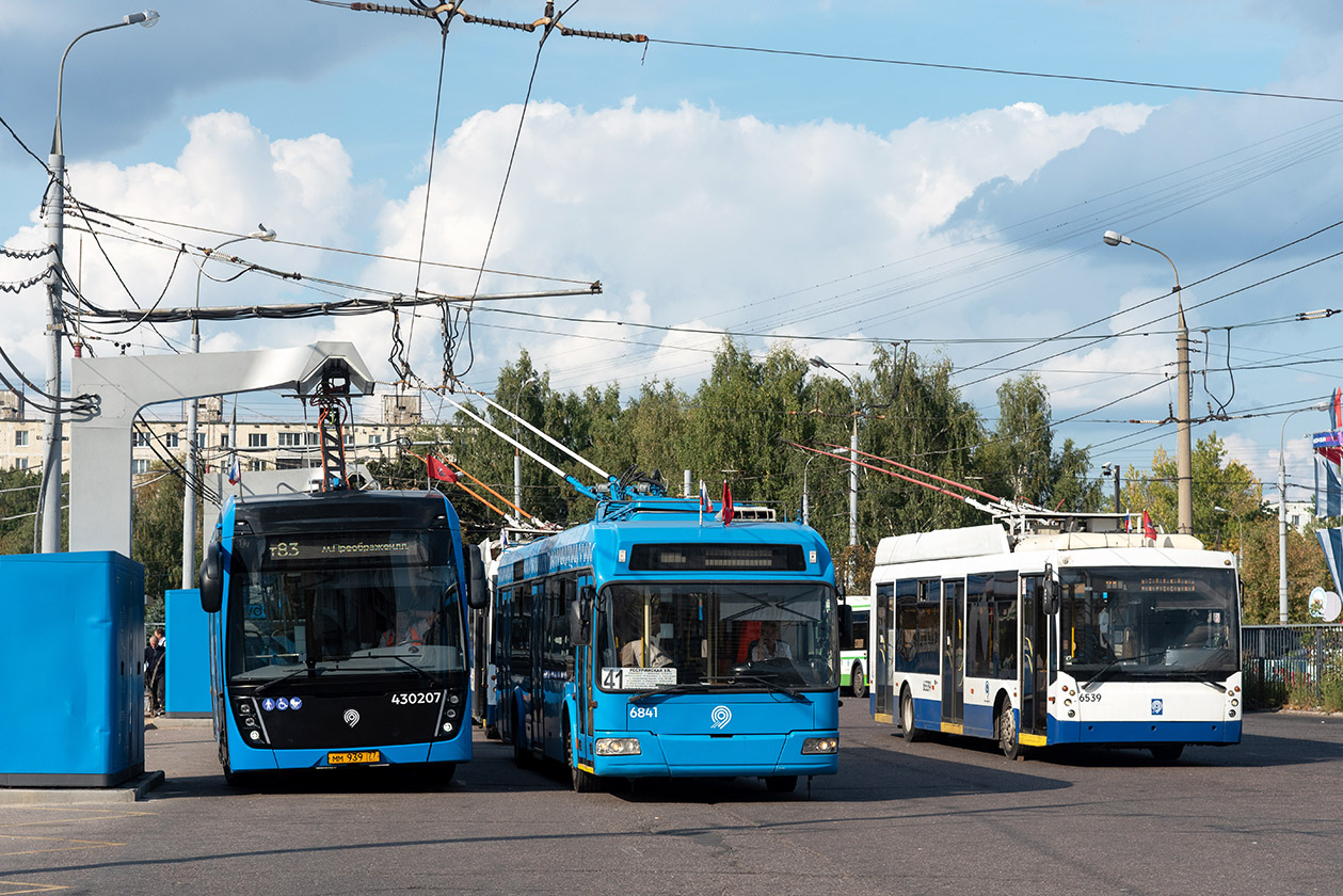 Москва, КАМАЗ-6282 № 430207; Москва, БКМ 321 № 6841; Москва, Тролза-5265.00 «Мегаполис» № 6539