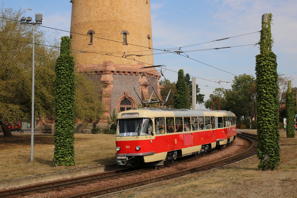 Галле, Tatra T4D № 901; Галле — Юбилей: 50 лет вагонов «Татра Т4Д» в Галле (07.09.2019) Галле, Tatra T4D № 901; Галле — Юбилей: 50 лет вагонов «Татра Т4Д» в Галле (07.09.2019)