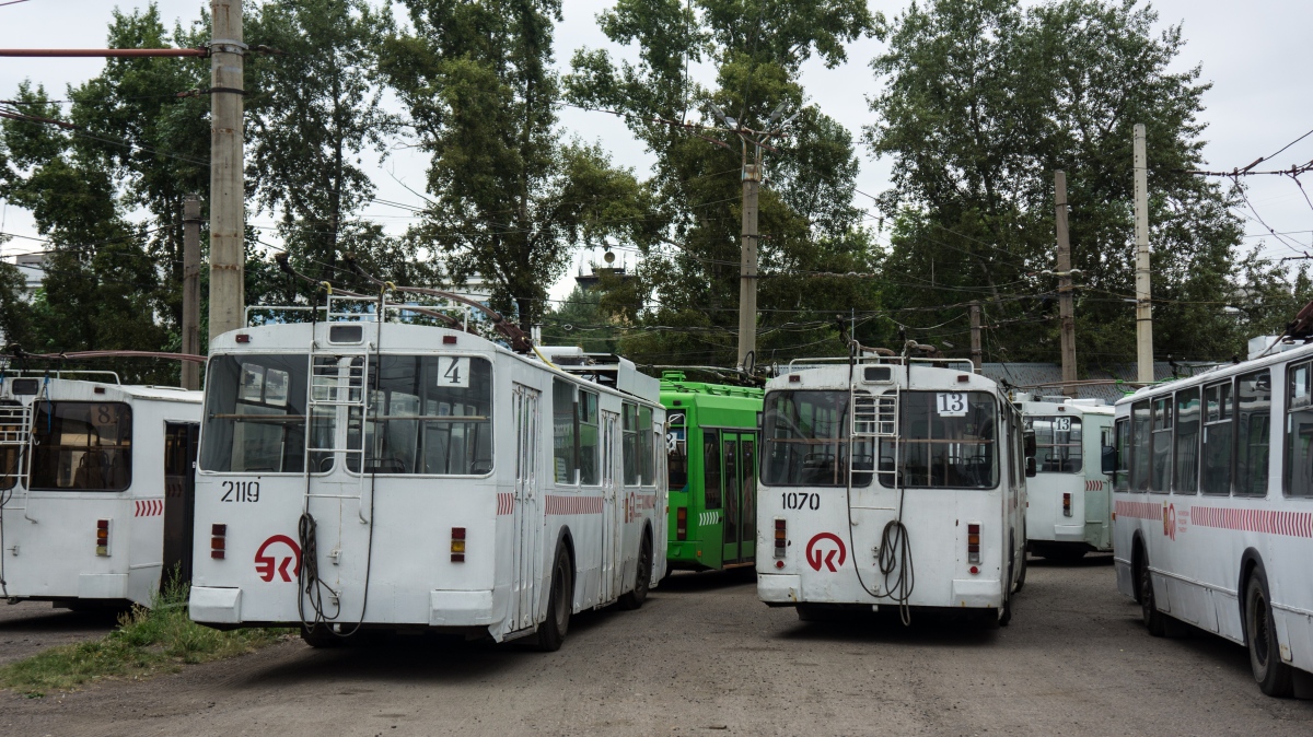 Krasnojarsk, ZiU-682 GOH Krasnoyarsk č. 2119; Krasnojarsk, ZiU-682G-016 (018) č. 1070