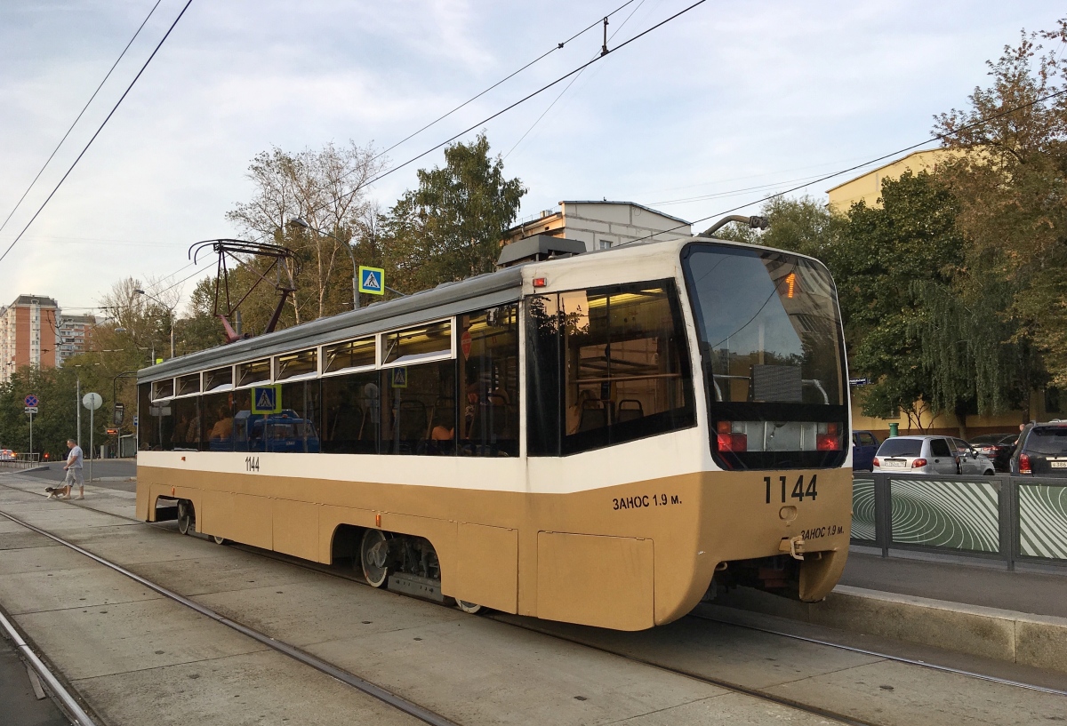 Москва, 71-619А № 1144