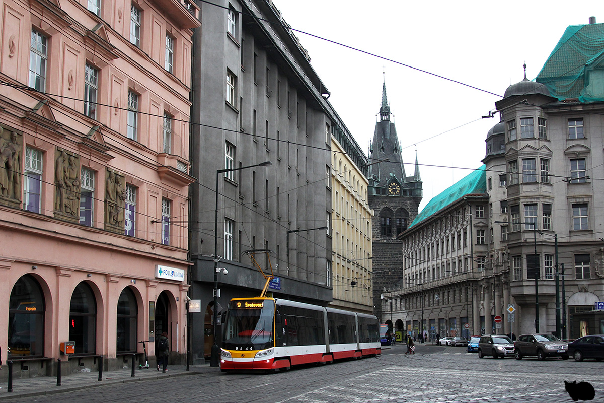 Прага, Škoda 15T7 ForCity Alfa Praha № 9444