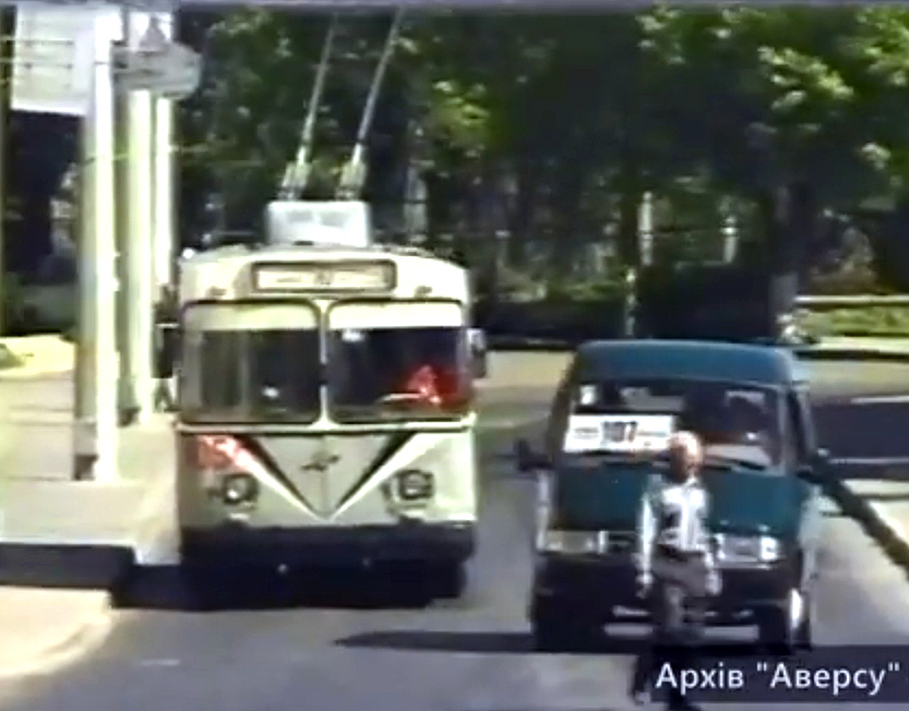 Луцьк, ЗиУ-682В № 105; Луцьк — Скріншоти з відео