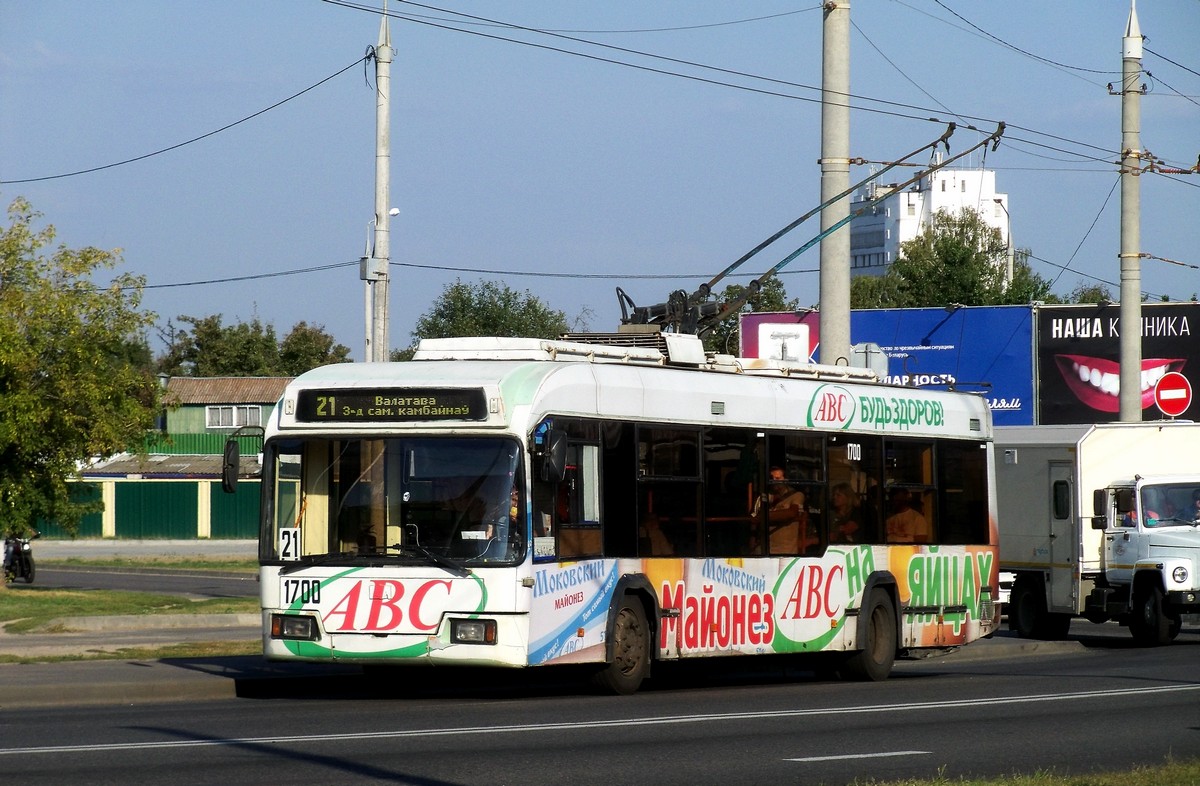 Гомель, БКМ 32102 № 1700
