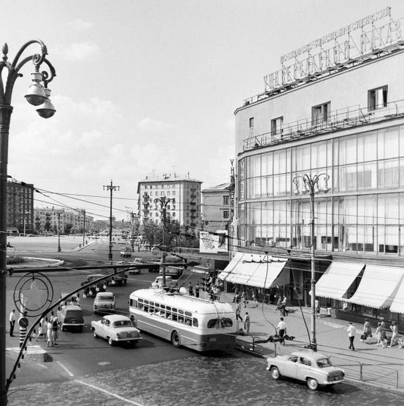 Москва — Исторические фотографии — Трамвай и Троллейбус (1946-1991); Москва — Троллейбусные линии: ЦАО