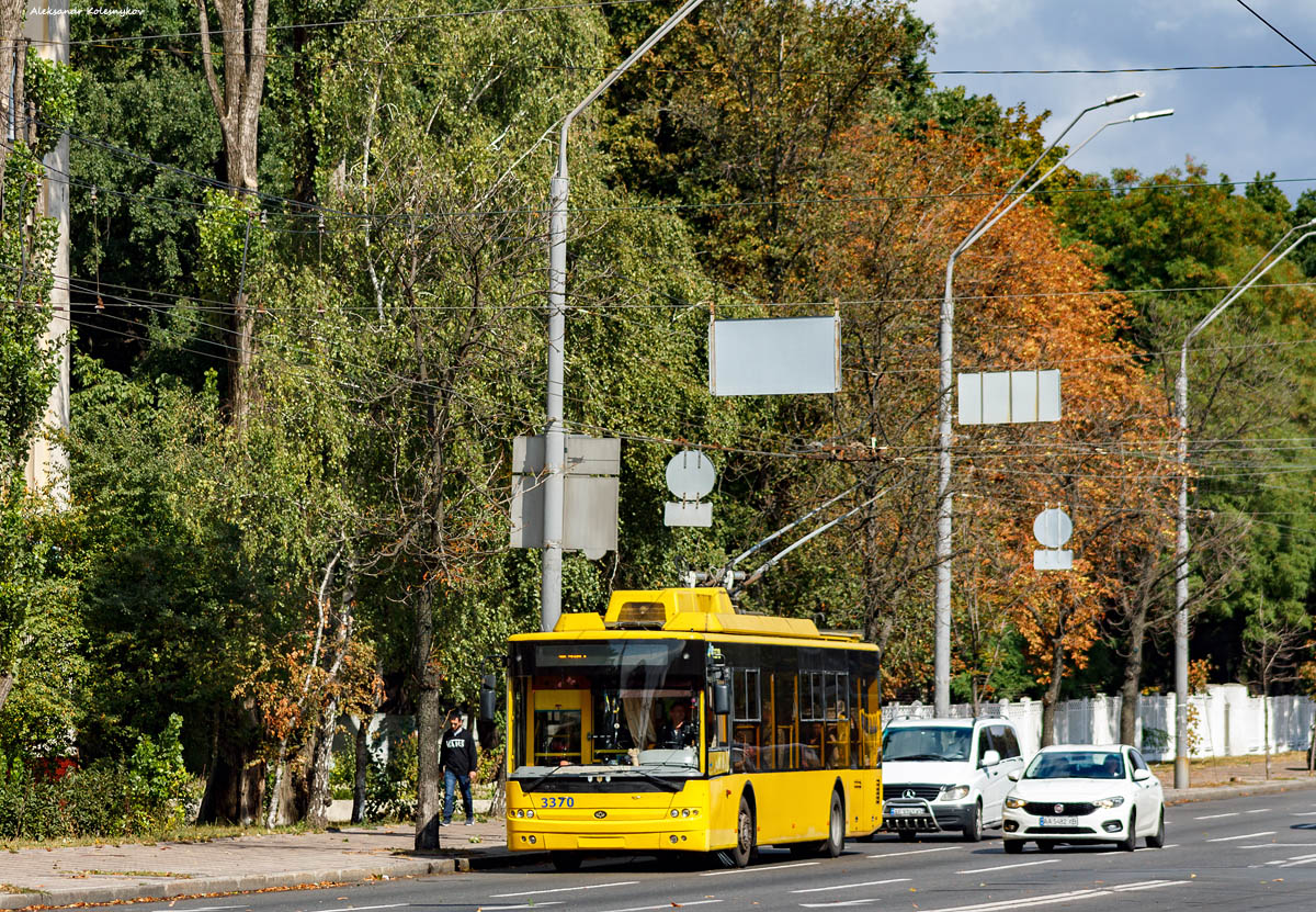 基辅, Bogdan T70110 # 3370