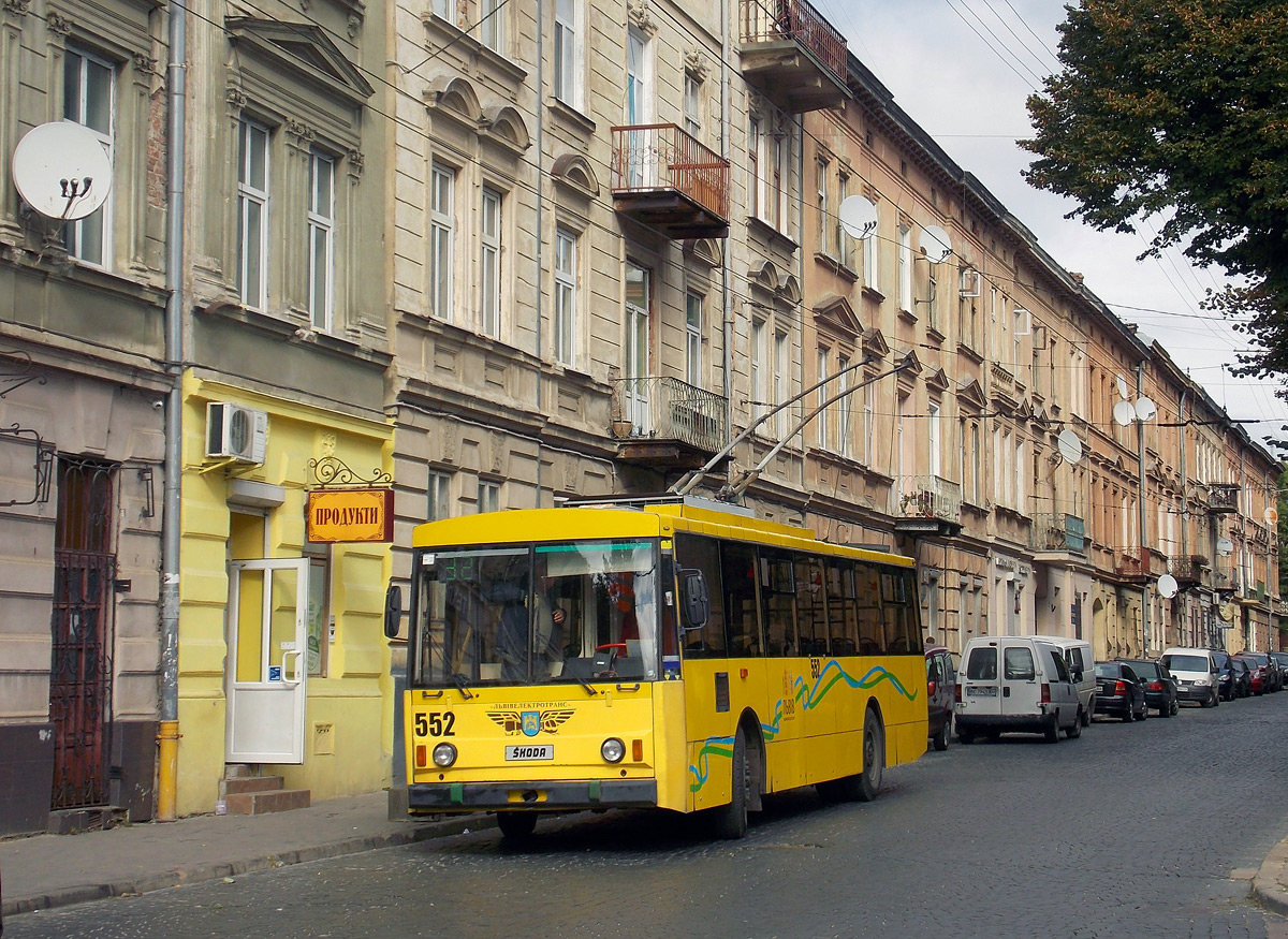 Львов, Škoda 14Tr89/6 № 552
