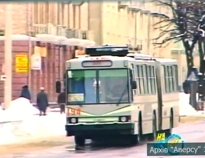 Lutsk, YMZ T1 # 194; Lutsk — Screenshots from video