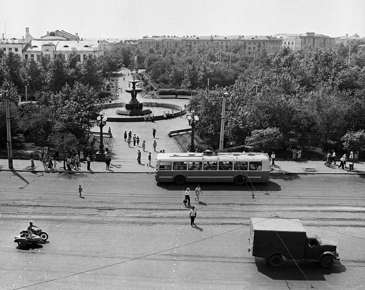 Omsk — Historical photos; Omsk — Trolley line — Right bank of the Irtysh River