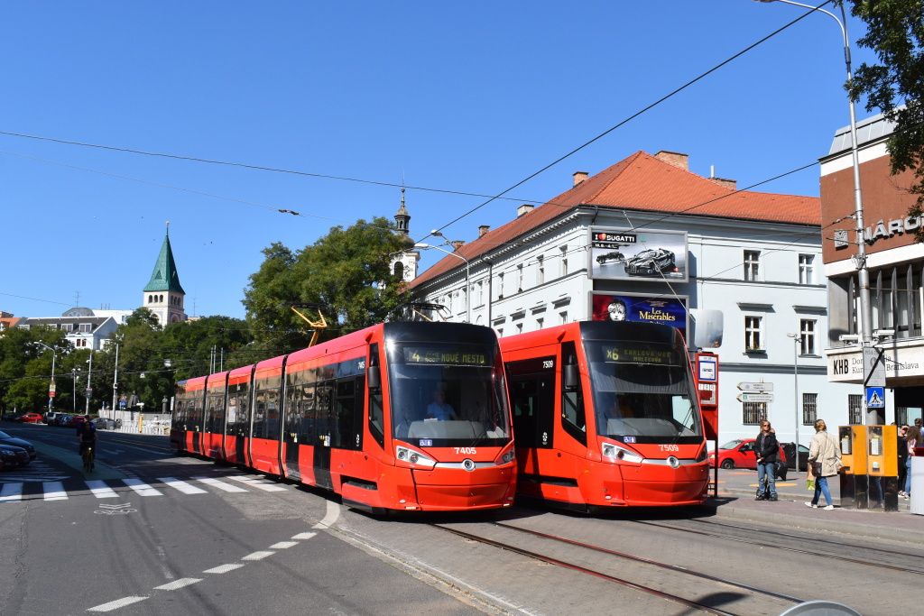Братислава, Škoda 29T ForCity Plus № 7405; Братислава, Škoda 30T ForCity Plus № 7509