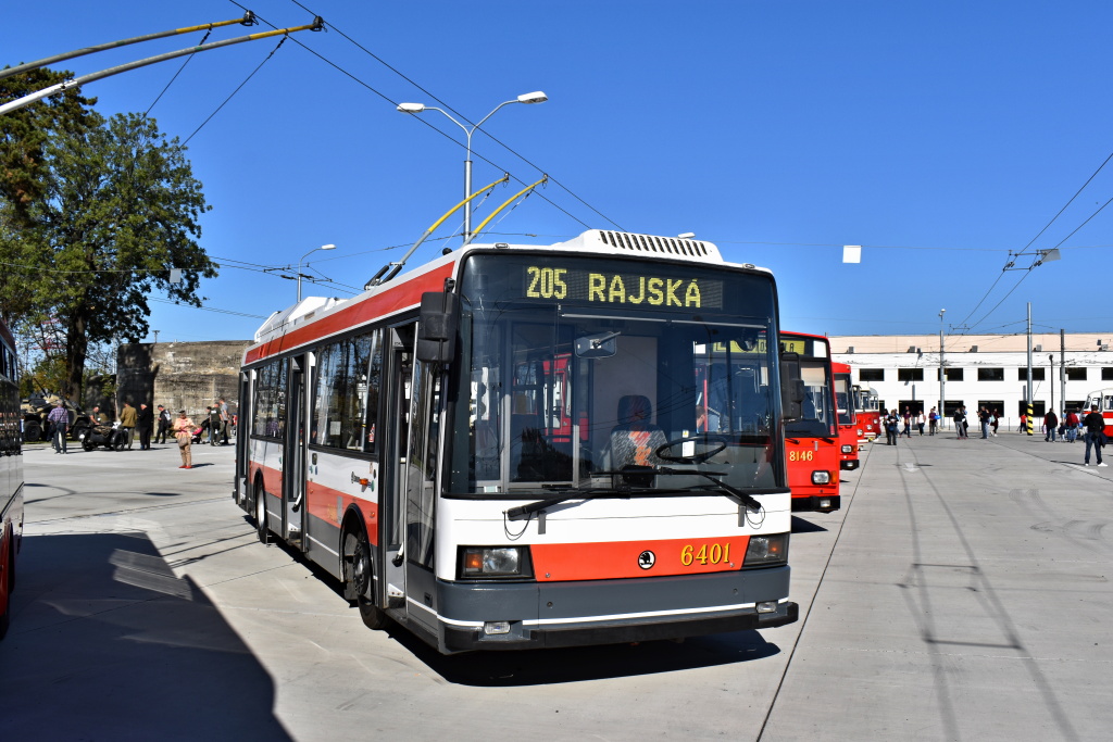 Братислава, Škoda 21TrAC № 6401; Братислава — Deň otvorených dverí v DPB 2019 * День открытых дверей