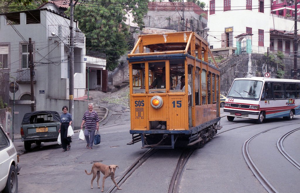 Рио-де-Жанейро, Двухосный моторный вагон № 105
