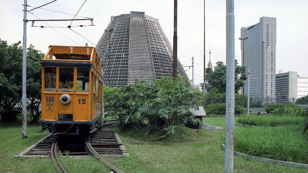Рио-де-Жанейро, Двухосный моторный вагон № 105