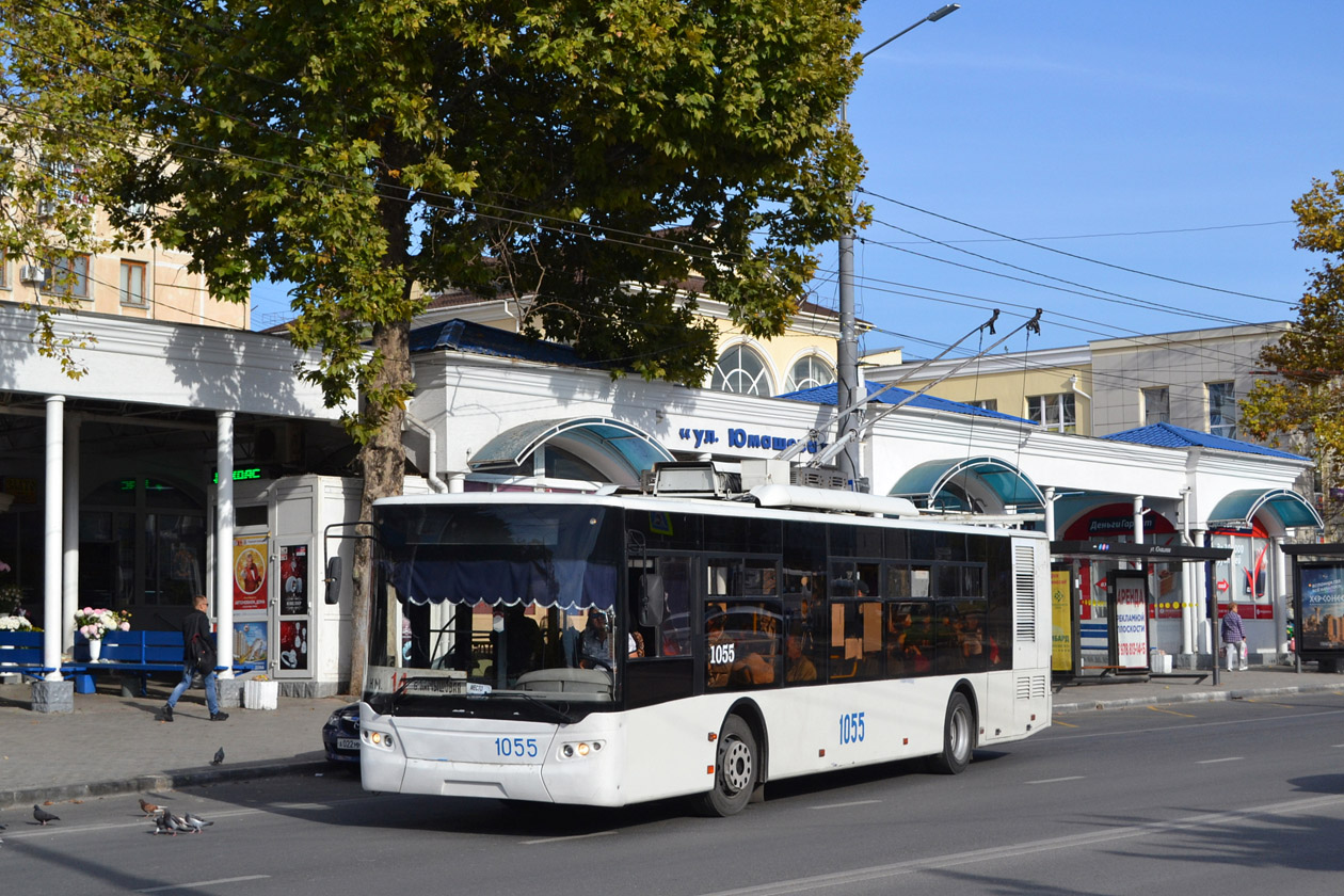 Севастополь, ЛАЗ E183A1 № 1055