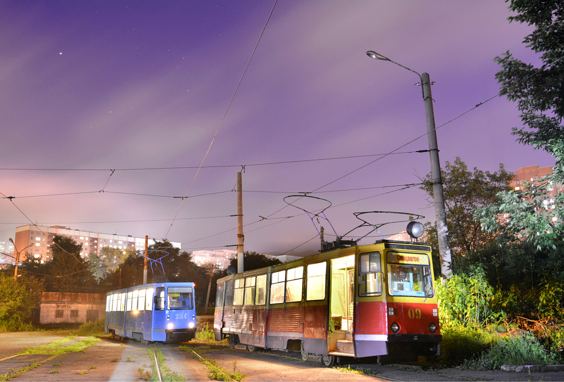 Владивосток, 71-605А № 09; Владивосток — Разные фотографии