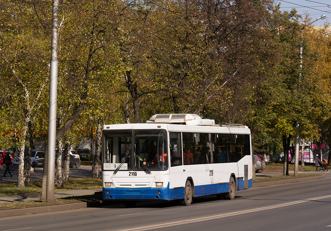 Уфа, НефАЗ-БТЗ 52765Р № 2110