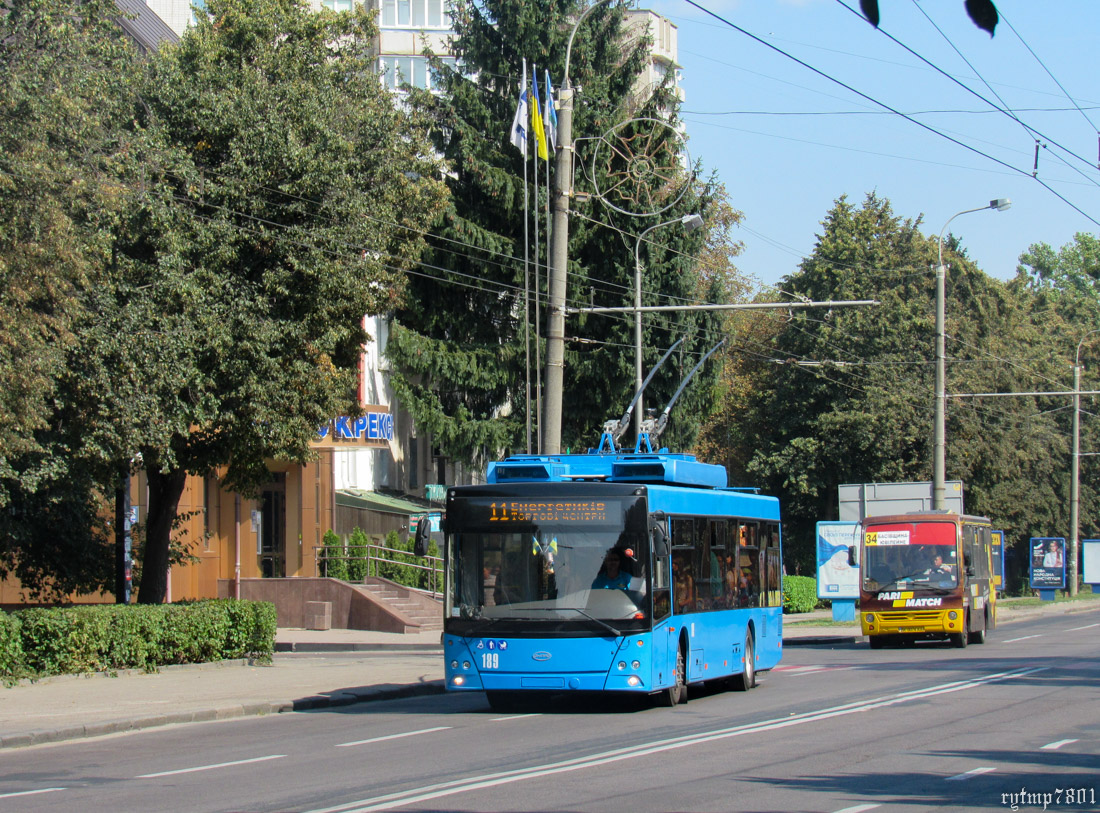 Ровно, Дніпро Т203 № 189