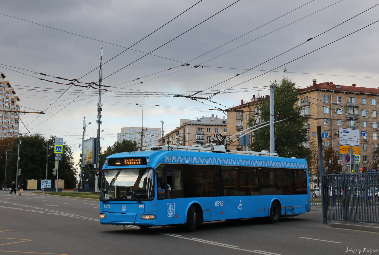 Moskva, BKM 321 Br. 8578