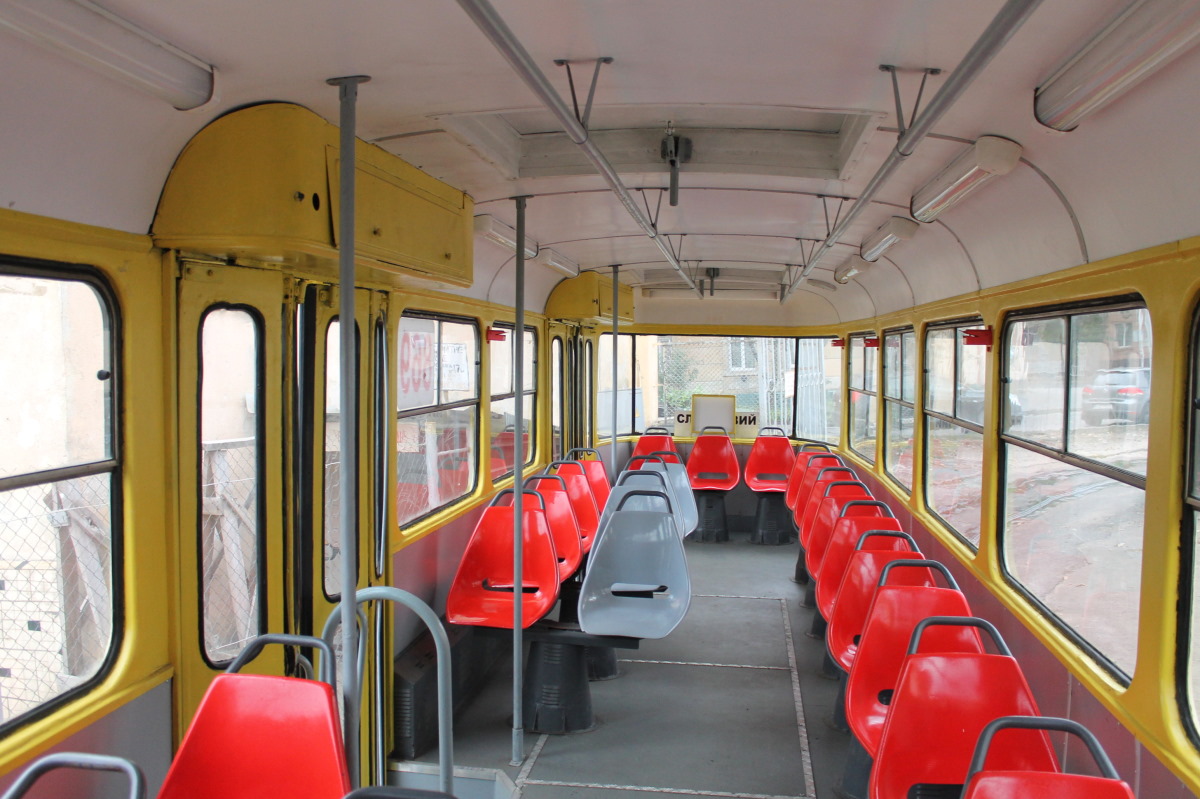 Lviv, Tatra T4SU # 869