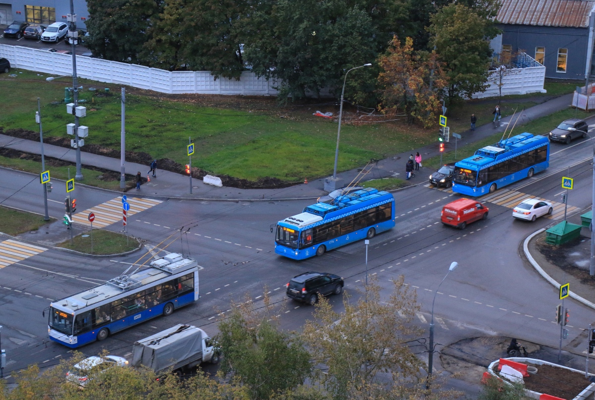 莫斯科, Trolza-5265.00 “Megapolis” # 1493; 莫斯科, Trolza-5265.00 “Megapolis” # 1774; 莫斯科, Trolza-5265.00 “Megapolis” # 1492