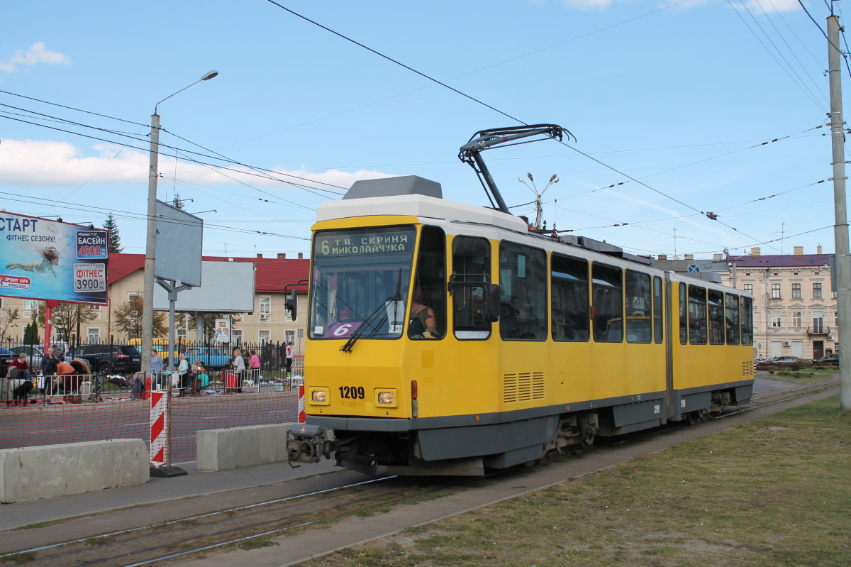 Lviv, Tatra KT4DM # 1209
