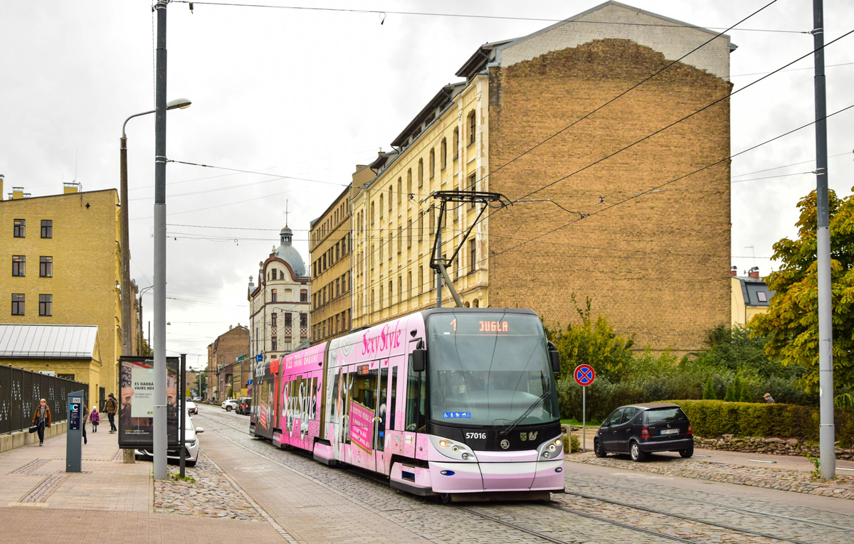 Рига, Škoda 15T ForCity Alfa Riga № 57016