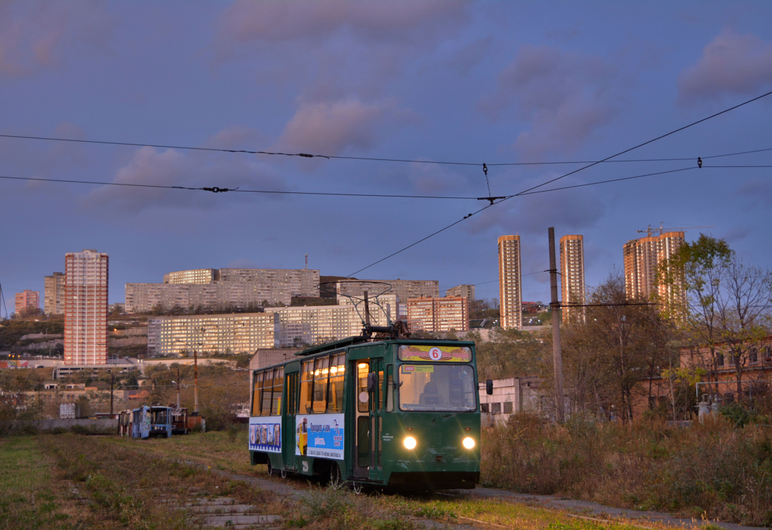 Владивосток, 71-132 (ЛМ-93) № 320; Владивосток — Тематические трамваи