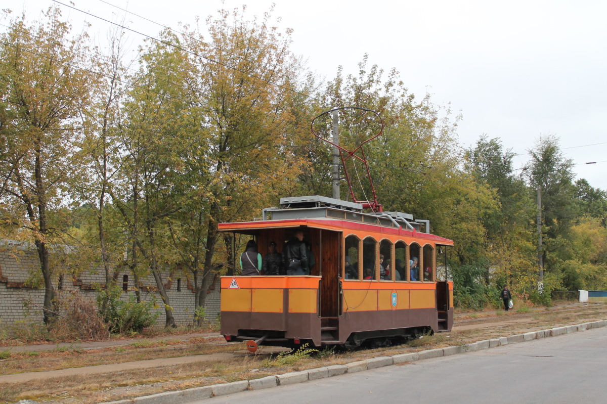 Jîtomîr, 2-axle motor car Nr. РЕТРО