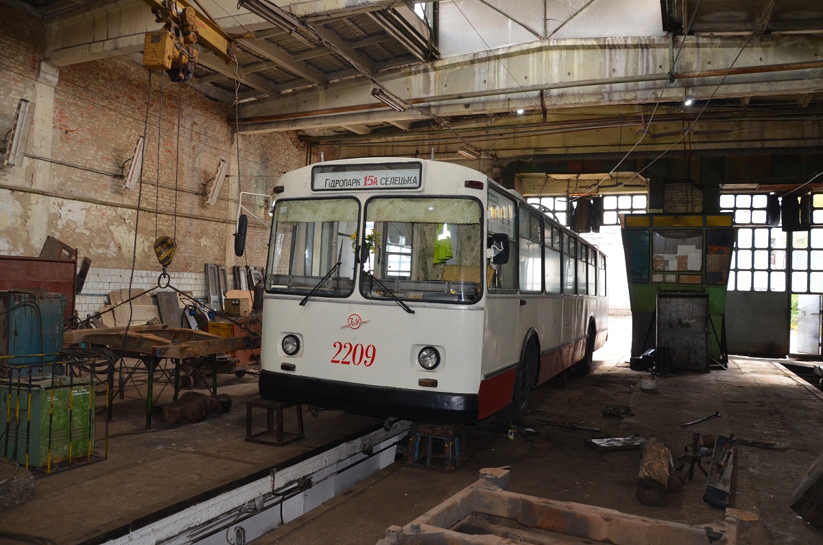 Житомир, ЗиУ-682В № 2209
