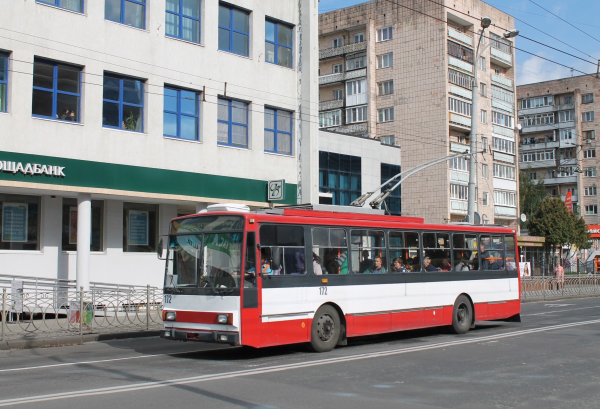 Ровно, Škoda 14Tr10/6 № 172