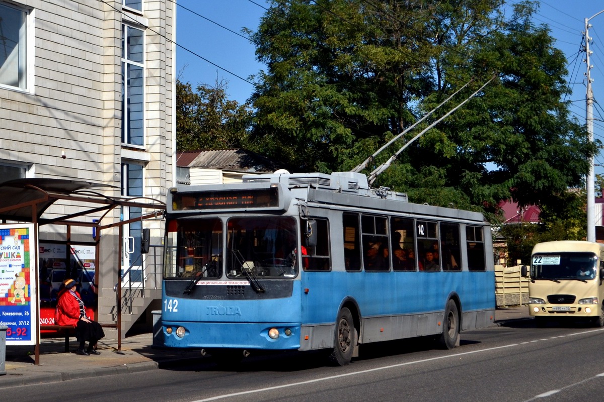 Краснодар, ЗиУ-682Г-016.02 № 142