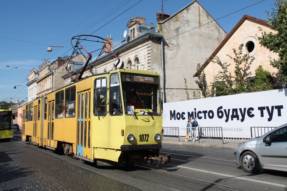 Львов, Tatra KT4SU № 1072