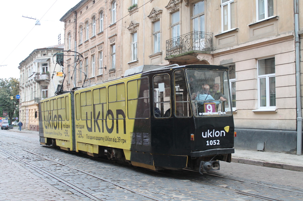 Львов, Tatra KT4SU № 1052