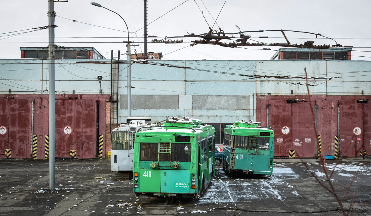 Novossibirsk, Trolza-5275.06 “Optima” N°. 4111; Novossibirsk, Trolza-5275.05 “Optima” N°. 4101