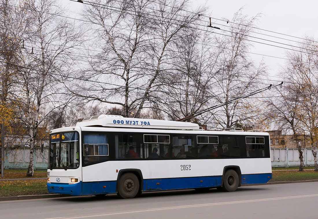 Уфа, БТЗ-52767 № 2052