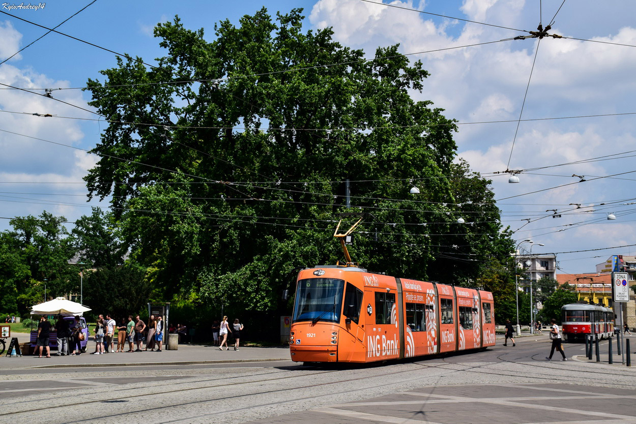 Брно, Škoda 13T Elektra № 1921 Брно, Škoda 13T Elektra № 1921