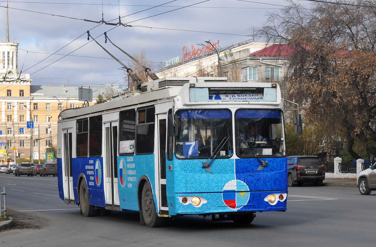 Омск, ЗиУ-682Г-016.03 № 275 Омск, ЗиУ-682Г-016.03 № 275