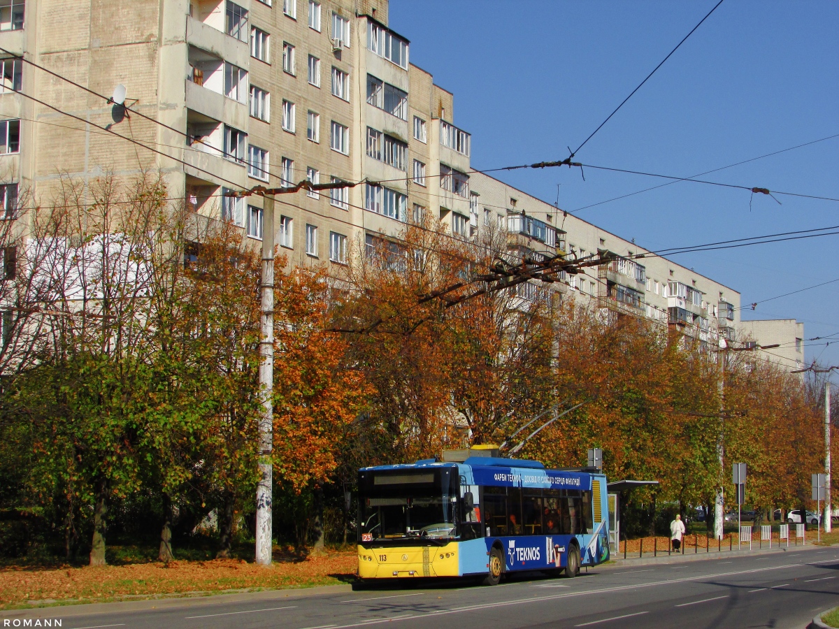 Léopol, LAZ E183D1 N°. 113