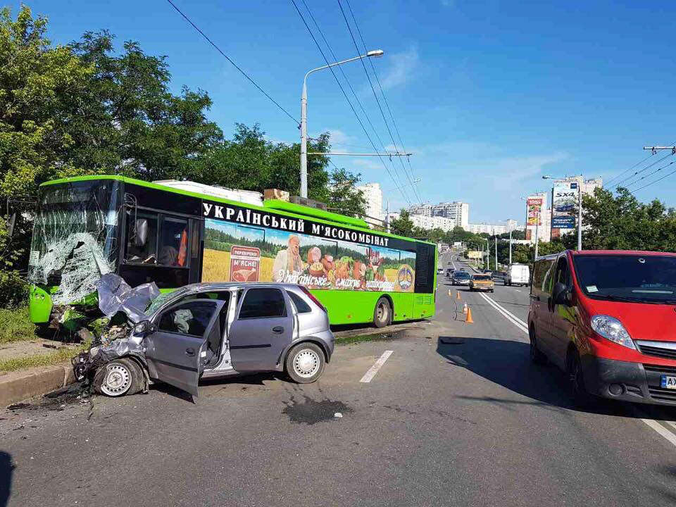 Charkov, LAZ E183A1 č. 3401; Charkov — Incidents