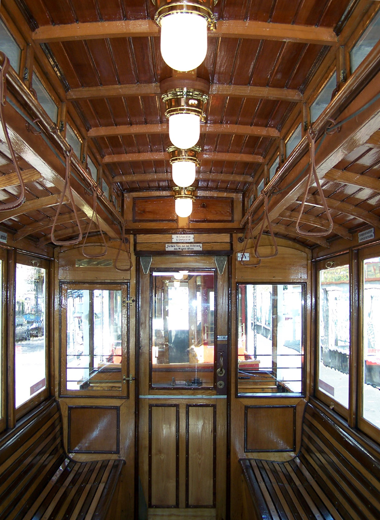 Инсбрук, Двухосный моторный Graz № 54; Инсбрук — 25 Jahre Tiroler Museumsbahnen
