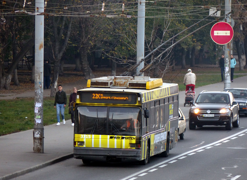 Киев, МАЗ-103Т № 3715