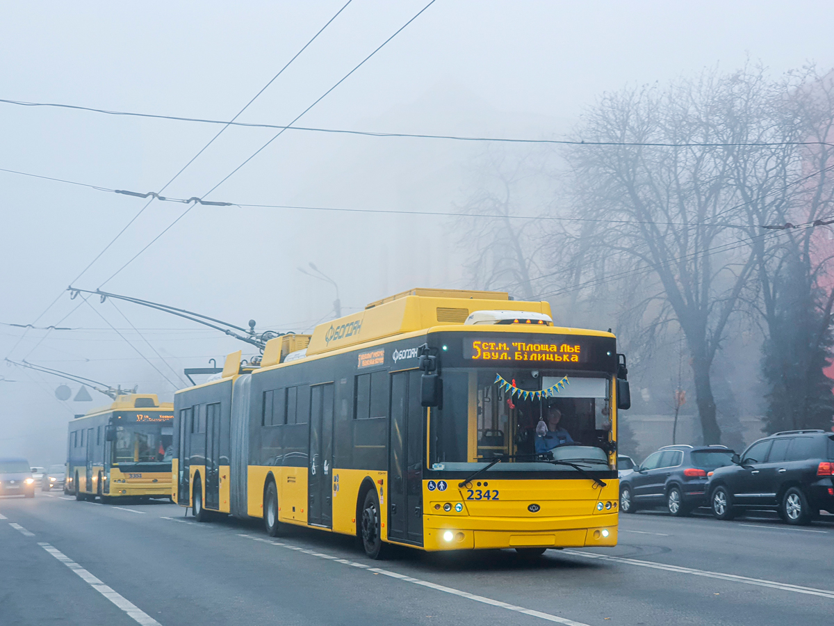 Kijev, Bogdan Т90117 Br. 2342