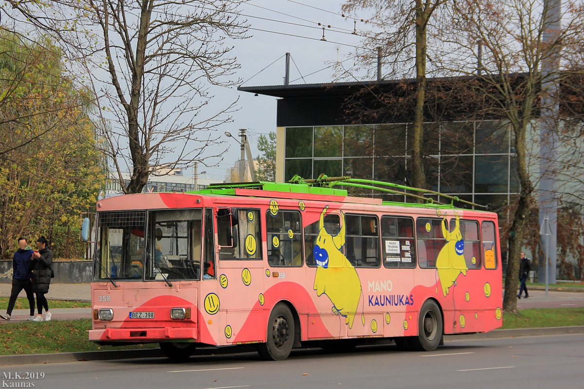 Каунас, Škoda 14Tr02 № 358