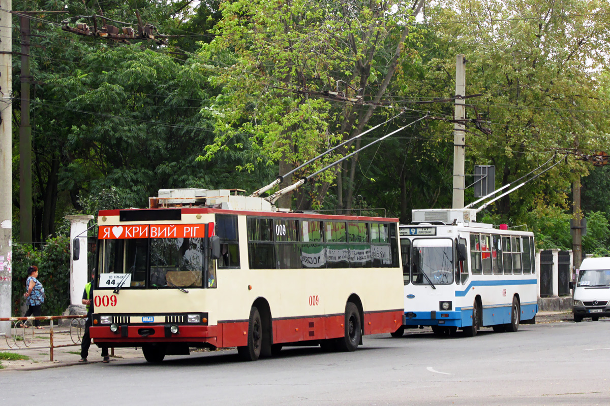 Кривой Рог, ЮМЗ Т1Р (Т2П) № 009