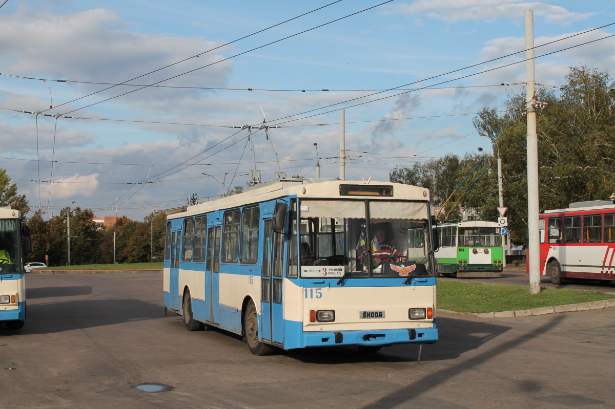 Ровно, Škoda 14Tr89/6 № 115