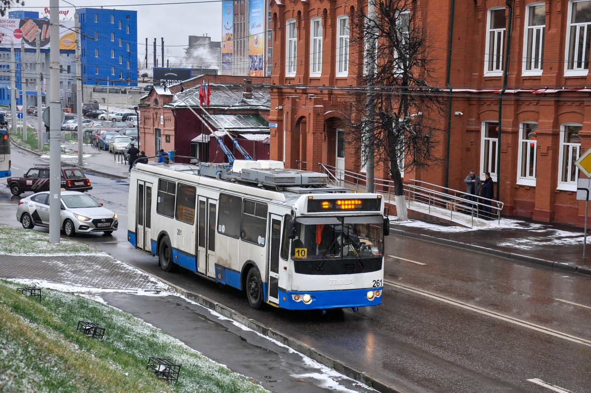 Владимир, ЗиУ-682Г-016.04 № 261