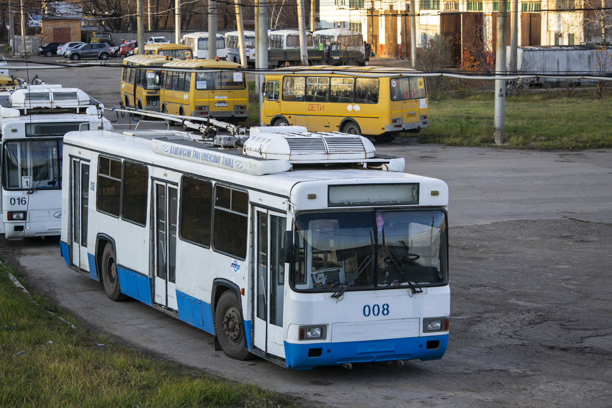 Novokuibõševsk, BTZ-52761R № 008