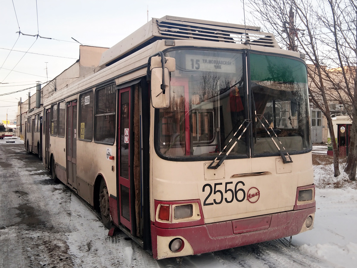 Челябинск, ЛиАЗ-5280 (ВЗТМ) № 2556