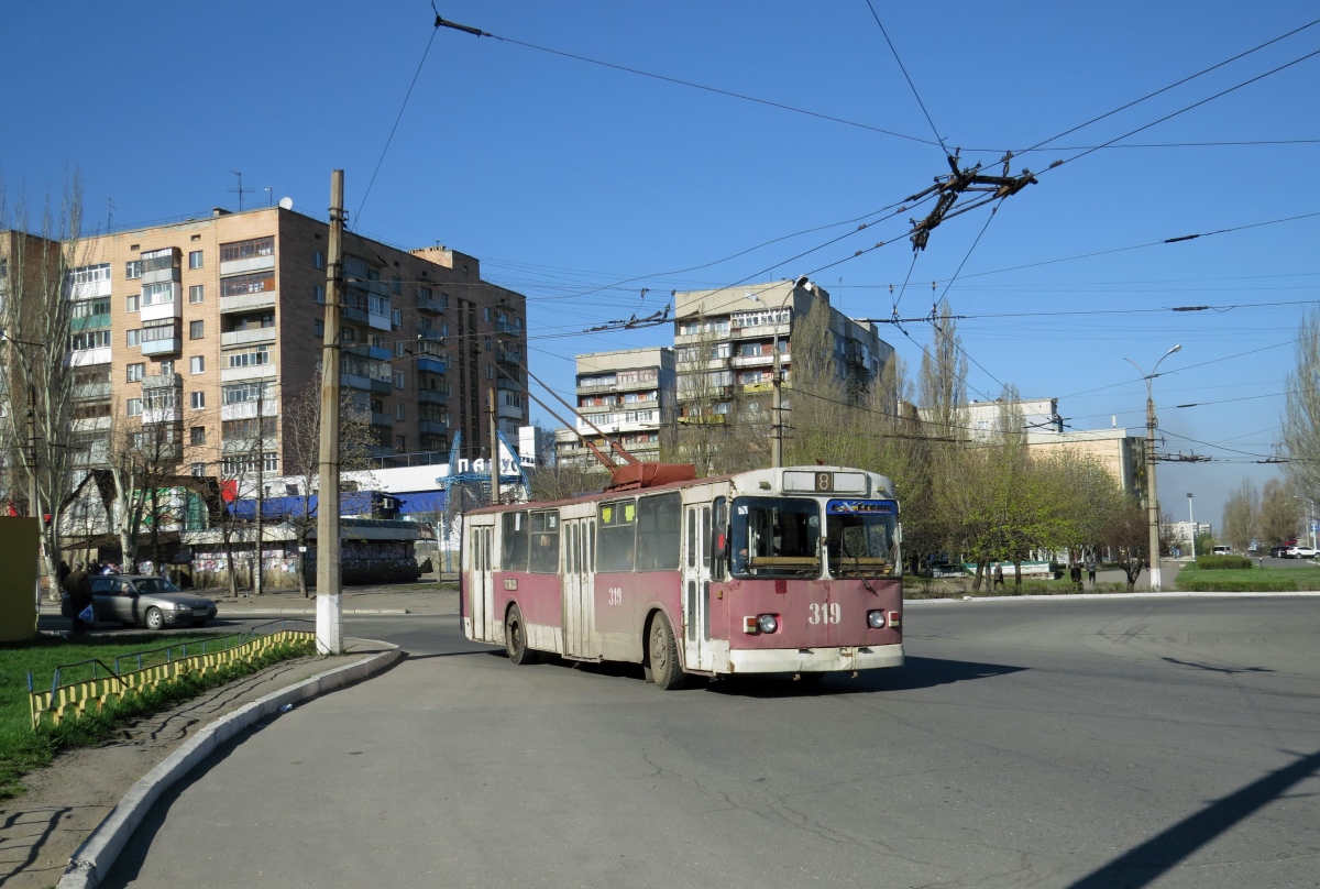 Алчевск, ЗиУ-682В [В00] № 319
