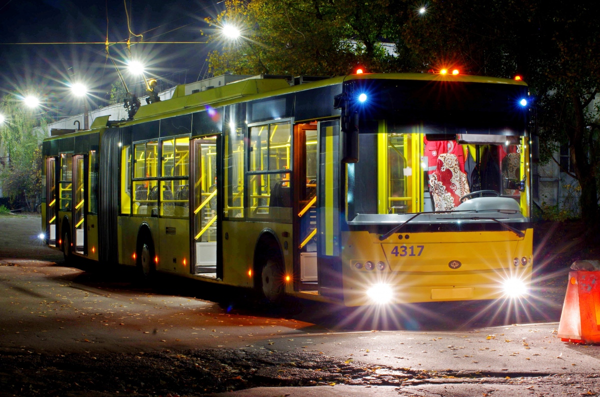 Київ, Богдан Т90110 № 4317